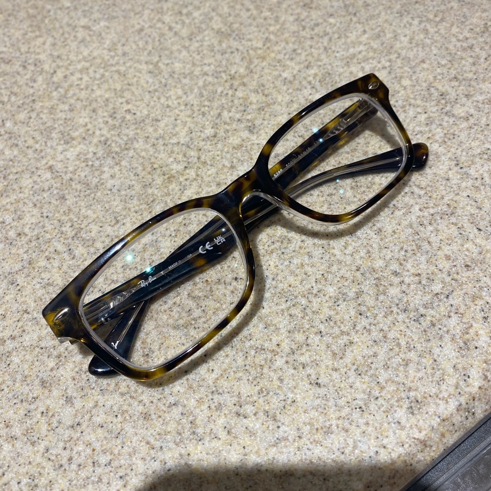 Ray Ban Women’s Tortoise Shell Reading Glasses